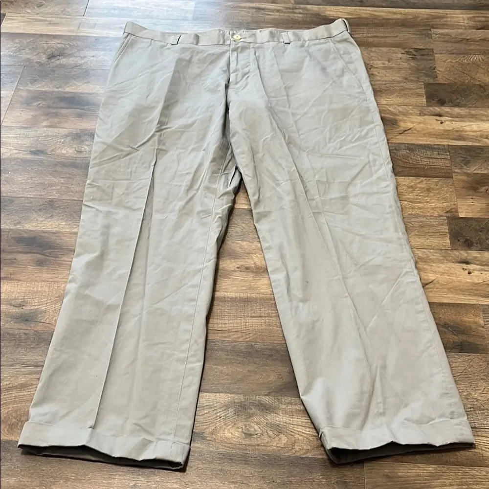 Southern Tide classic fit khaki pants size 40/32